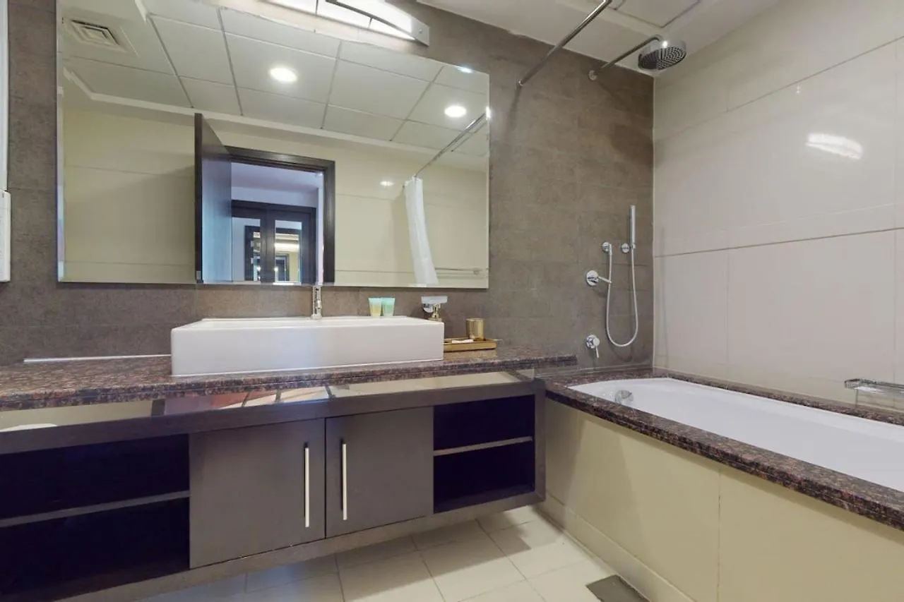 23 Marina - Luxurious Four Bedroom With Sea View Dubai