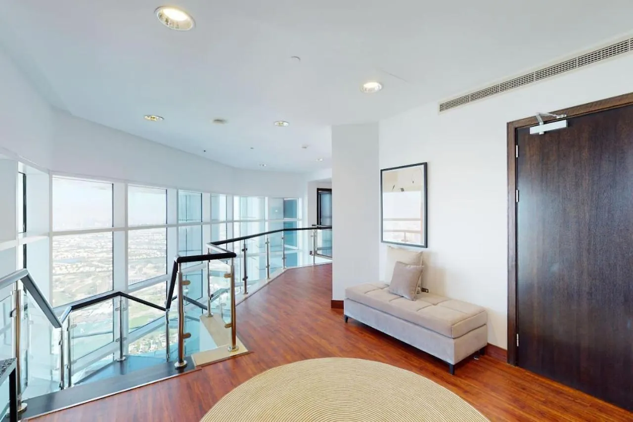 23 Marina - Luxurious Four Bedroom With Sea View Dubai Apartment