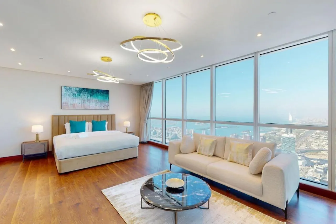 23 Marina - Luxurious Four Bedroom With Sea View Dubai Apartment